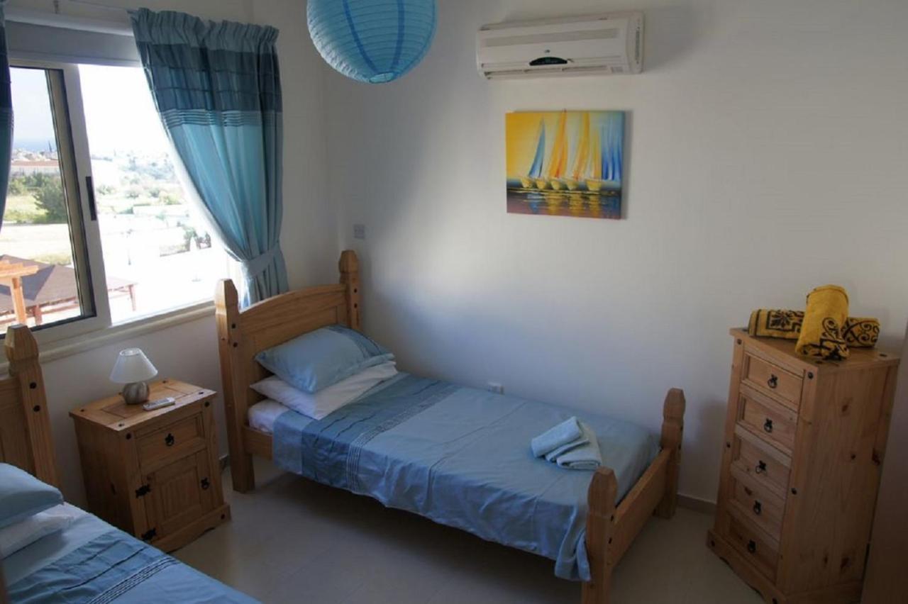 Pleasantly Furnished Apartment B201 With Large Terrace, Wi-Fi & Android Tv Peyia Luaran gambar